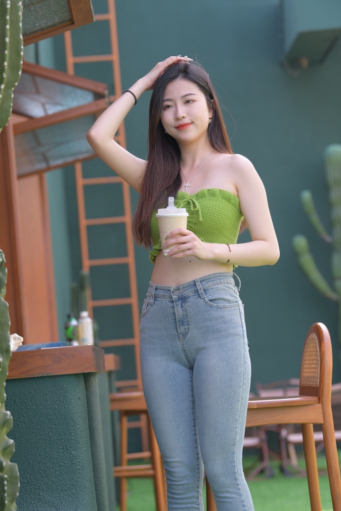 到深处白浆GIF动态图VEVO视讯平台美女被啪
